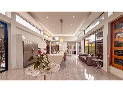 Casa de 5 alcobas en venta en Llanogrande, Rionegro, 879 m² · foto 2 de 20