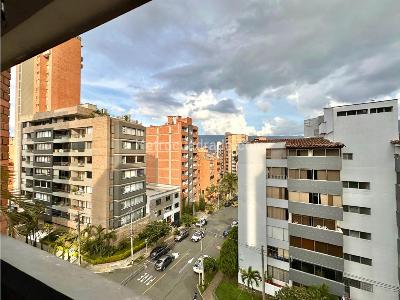Apartamento de 4 alcobas en venta en Laureles, Medellín, 215 m² · foto 12 de 20