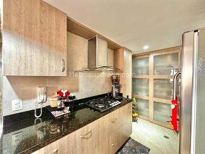 Apartamento de 4 alcobas en venta en Laureles, Medellín, 215 m² · foto 16 de 20