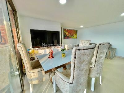 Apartamento de 3 alcobas en venta en Sabaneta, Sabaneta, 85 m² · foto 9 de 20