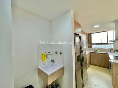 Apartamento de 3 alcobas en venta en Sabaneta, Sabaneta, 85 m² · foto 10 de 20