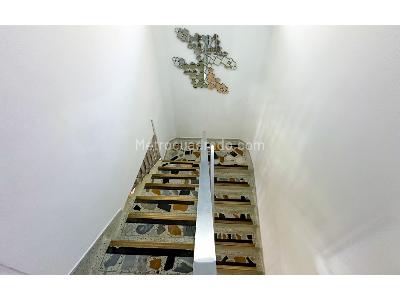 Casa de 5 alcobas en venta en La Castellana, Medellín, 276 m² · foto 8 de 20