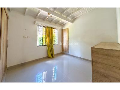 Casa de 5 alcobas en venta en La Castellana, Medellín, 276 m² · foto 12 de 20