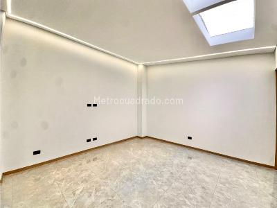Apartamento de 2 alcobas en venta en Laureles, Medellín, 156 m² · foto 13 de 20