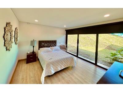 Casa de 4 alcobas en venta en Las Palmas, Medellín, 402 m² · foto 14 de 20