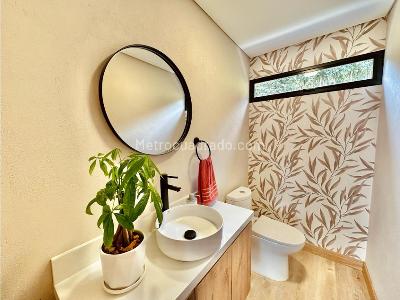 Casa de 4 alcobas en venta en Las Palmas, Medellín, 402 m² · foto 17 de 20
