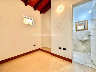 Casa de 5 alcobas en venta en Llanogrande, Rionegro, 300 m² · foto 12 de 20