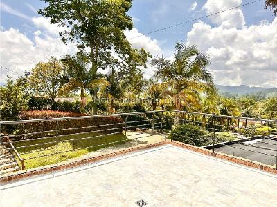 Casa de 5 alcobas en venta en Llanogrande, Rionegro, 300 m² · foto 16 de 20