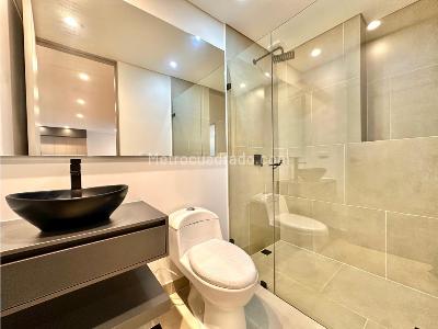 Apartamento en venta en Laureles, Medellín · foto 9 de 17