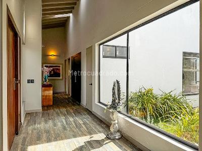 Casa de 4 alcobas en venta en Las Palmas, Medellín, 280 m² · foto 8 de 20