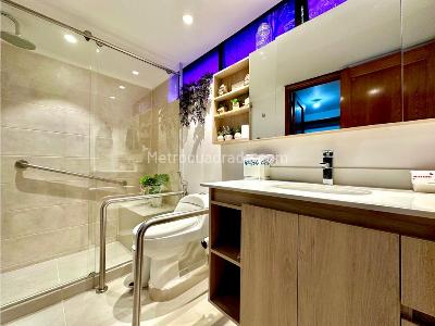 Apartamento de 3 alcobas en venta en La Florida, Medellín, 207 m² · foto 15 de 19