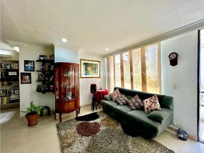 Apartamento de 4 alcobas en venta en Laureles, Medellín, 166 m² · foto 4 de 20
