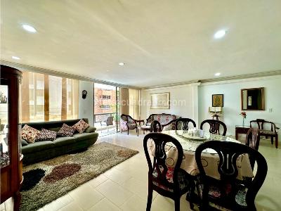 Apartamento de 4 alcobas en venta en Laureles, Medellín, 166 m² · foto 19 de 20