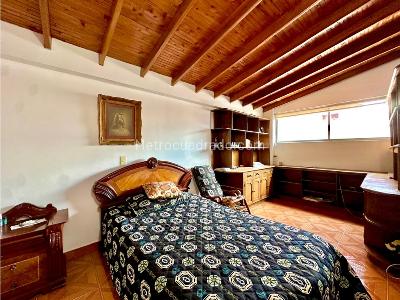 Apartamento de 3 alcobas en venta en Las Acacias, Medellín, 167 m² · foto 5 de 18