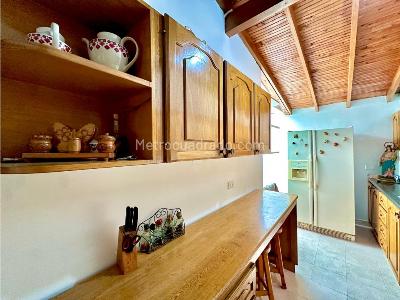 Apartamento de 3 alcobas en venta en Las Acacias, Medellín, 167 m² · foto 13 de 18
