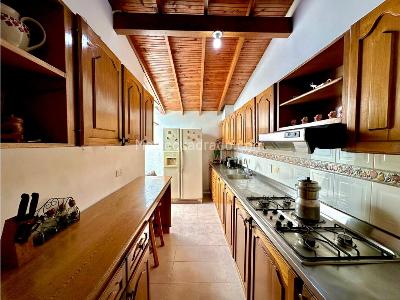 Apartamento de 3 alcobas en venta en Las Acacias, Medellín, 167 m² · foto 16 de 18