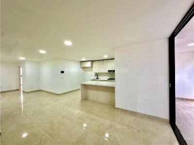 Apartamento de 3 alcobas en venta en Laureles, Medellín, 133 m² · foto 6 de 20