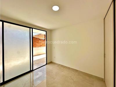 Apartamento de 3 alcobas en venta en Laureles, Medellín, 133 m² · foto 13 de 20