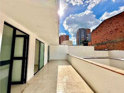 Apartamento de 3 alcobas en venta en Laureles, Medellín, 133 m² · foto 14 de 20