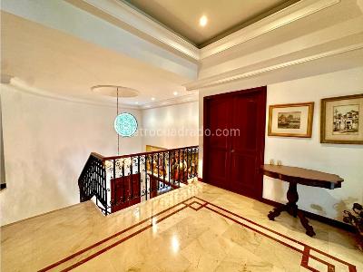 Casa de 4 alcobas en venta en El Poblado, Medellín, 995 m² · foto 9 de 20