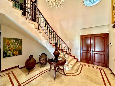 Casa de 4 alcobas en venta en El Poblado, Medellín, 995 m² · foto 15 de 20