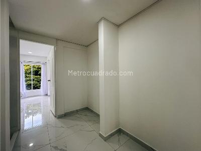 Casa de 3 alcobas en venta en El Poblado, Medellín, 260 m² · foto 5 de 20
