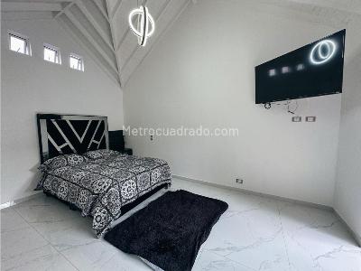 Casa de 3 alcobas en venta en El Poblado, Medellín, 260 m² · foto 6 de 20