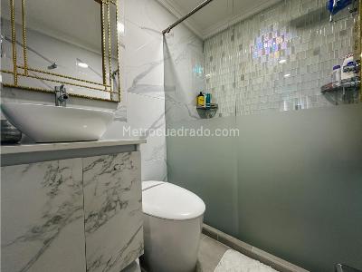 Casa de 3 alcobas en venta en El Poblado, Medellín, 260 m² · foto 15 de 20