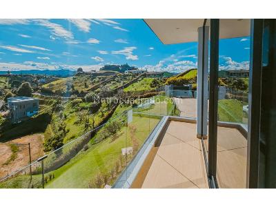 Casa de 4 alcobas en venta en Rionegro, Rionegro · foto 3 de 20