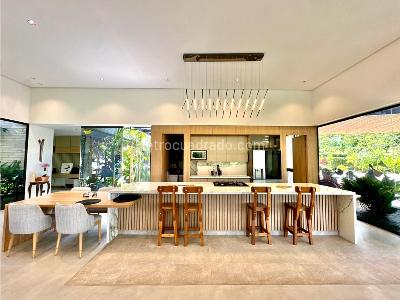 Casa de 5 alcobas en venta en El Poblado, Medellín, 760 m² · foto 15 de 20