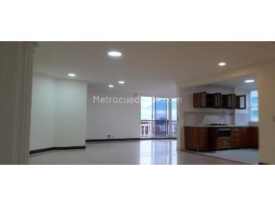 Apartamento de 4 alcobas en venta en El Poblado, Medellín, 170 m² · foto 2 de 20