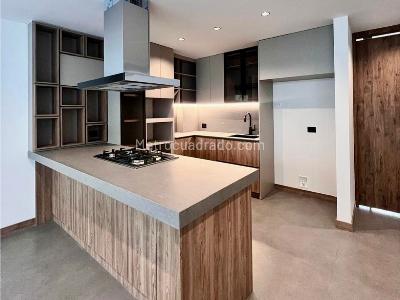 Casa de 4 alcobas en venta en Rionegro, Rionegro, 253 m² · foto 2 de 17