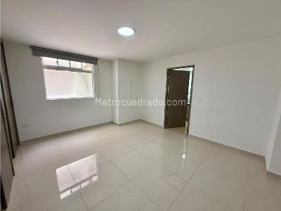 Apartamento de 3 alcobas en venta en Rosales, Medellín, 112 m² · foto 10 de 13