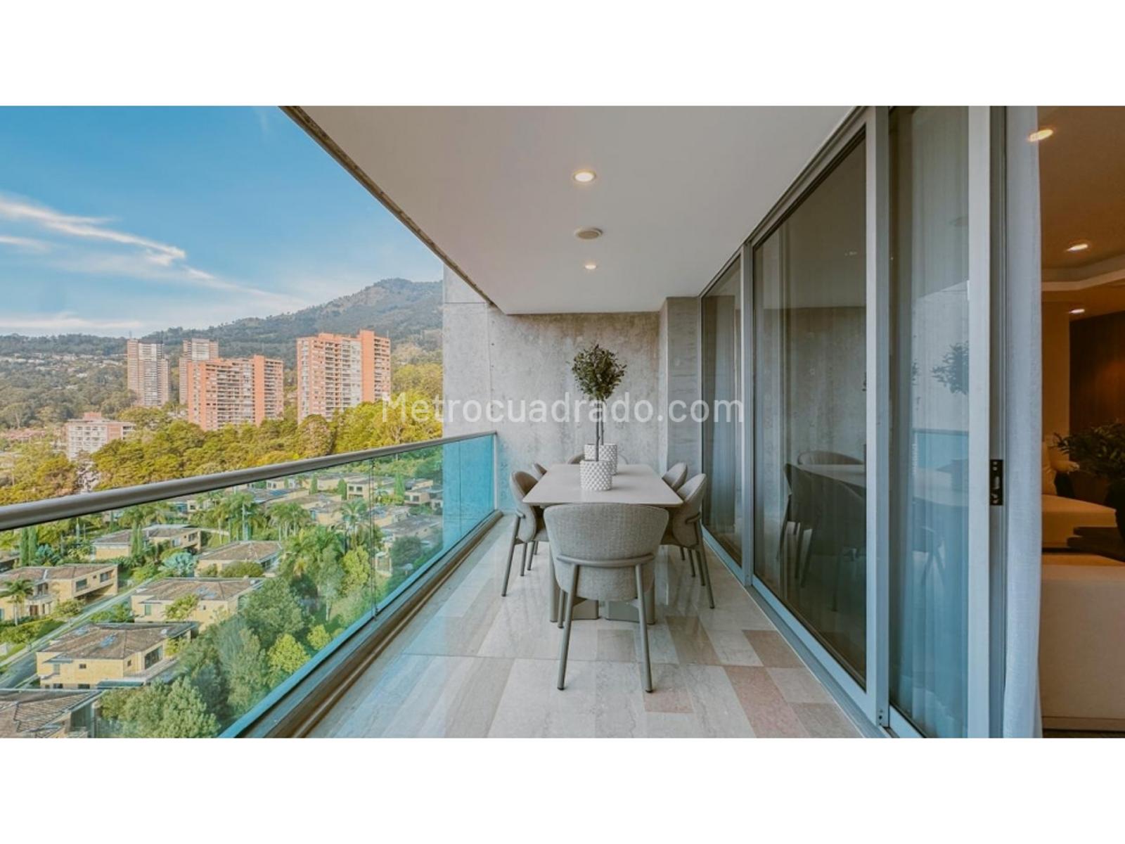 Apartamento de 3 habitaciones en venta en Poblado, Medellín — imagen 1 de 20