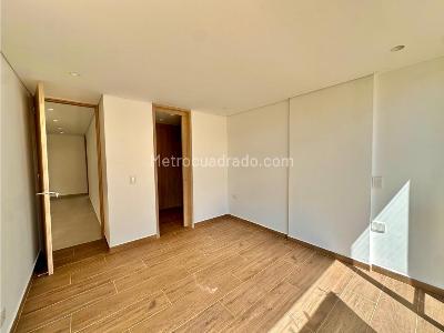 Casa de 3 alcobas en venta en Llanogrande, Rionegro, 230 m² · foto 13 de 20