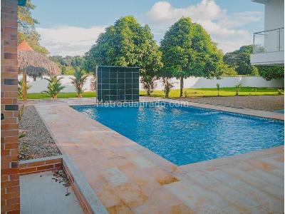 Casa de 5 alcobas en venta en La Llanerita, Villavicencio, 1300 m² · foto 15 de 20