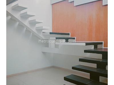 Casa de 5 alcobas en venta en La Llanerita, Villavicencio, 1300 m² · foto 4 de 20
