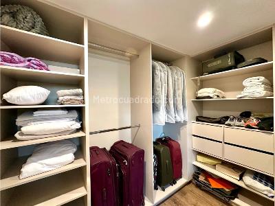 Apartamento de 2 alcobas en venta en El Poblado, Medellín, 208 m² · foto 20 de 20