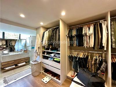 Apartamento de 2 alcobas en venta en El Poblado, Medellín, 208 m² · foto 8 de 20