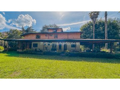 Casa de 5 alcobas en venta en Rionegro, Rionegro · foto 3 de 20