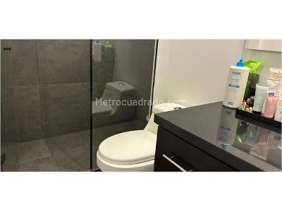 Apartamento de 3 alcobas en venta en Castropol, Medellín, 149 m² · foto 8 de 9