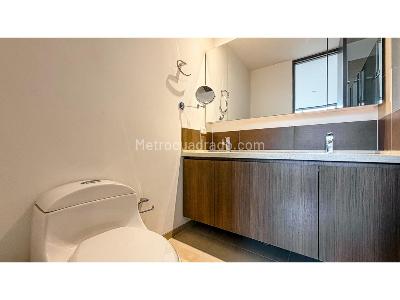 Apartamento de 3 alcobas en venta en Castropol, Medellín, 137 m² · foto 3 de 20
