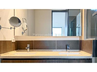 Apartamento de 3 alcobas en venta en Castropol, Medellín, 137 m² · foto 4 de 20