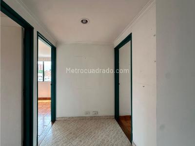 Apartamento de 3 alcobas en venta en El Poblado, Medellín, 135 m² · foto 16 de 20