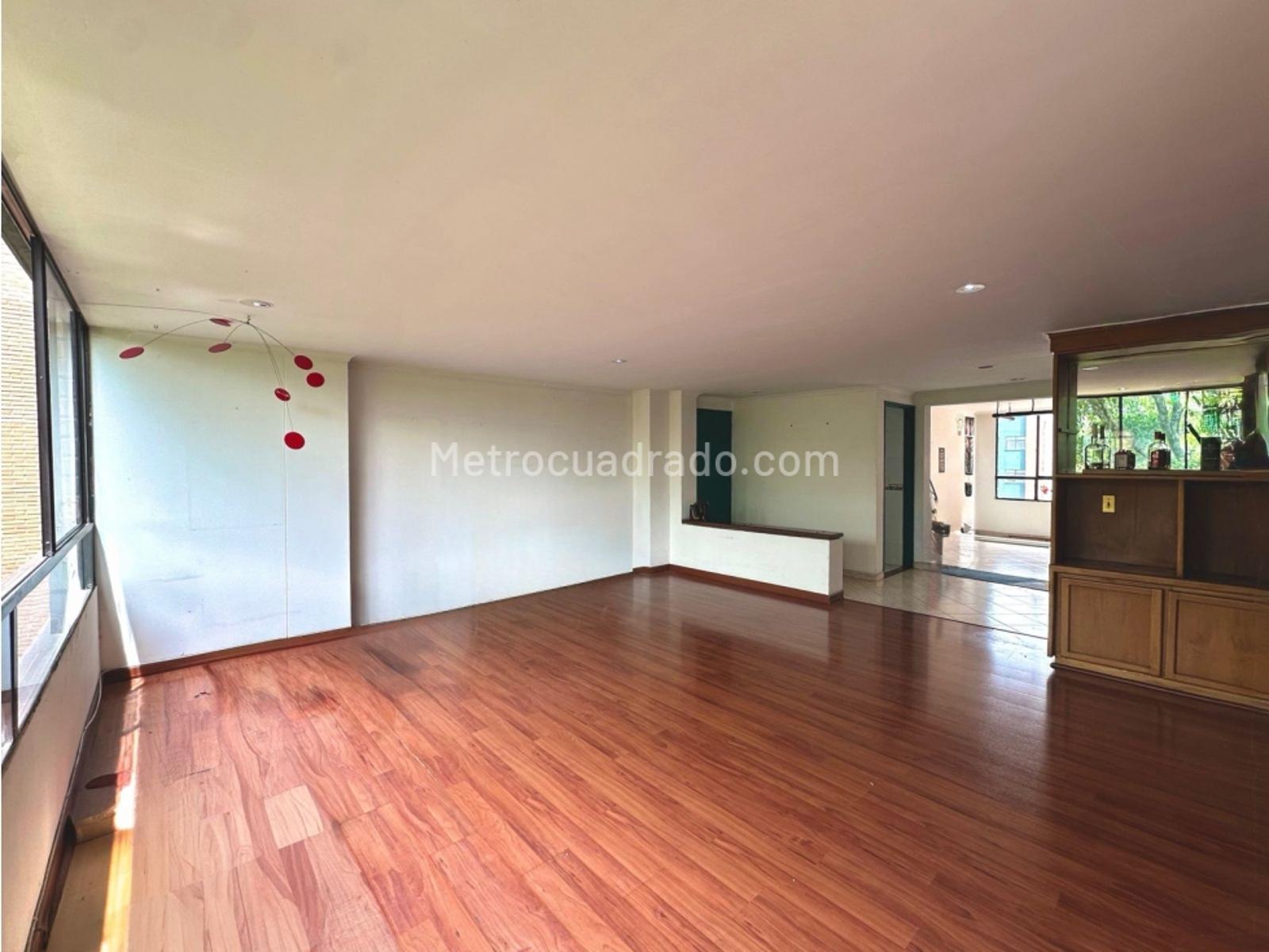 Apartamento de 3 habitaciones en venta en Poblado, Medellín — imagen 1 de 20