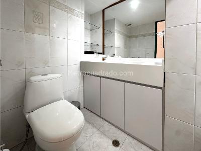 Apartamento de 3 alcobas en venta en El Poblado, Medellín, 135 m² · foto 6 de 20