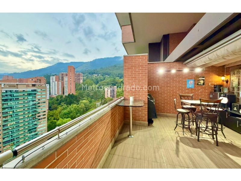 Piso – Medellín - Más