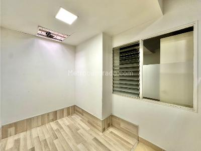 Casa de 4 alcobas en venta en Colombia, Medellín, 200 m² · foto 13 de 20