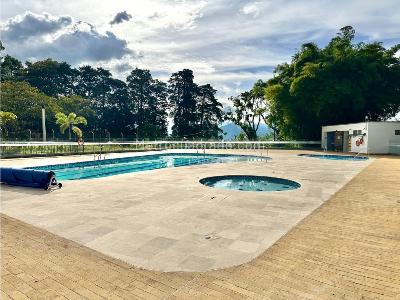 Apartaestudio en venta en Escoberos, Envigado, 78 m² · foto 18 de 20