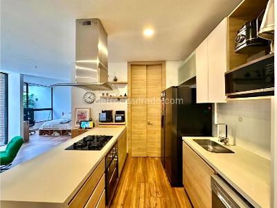 Apartaestudio en venta en Escoberos, Envigado, 78 m² · foto 2 de 20